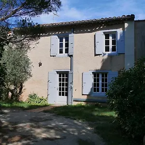 La Maison D'en Face Saint-Affrique-les-Montagnes